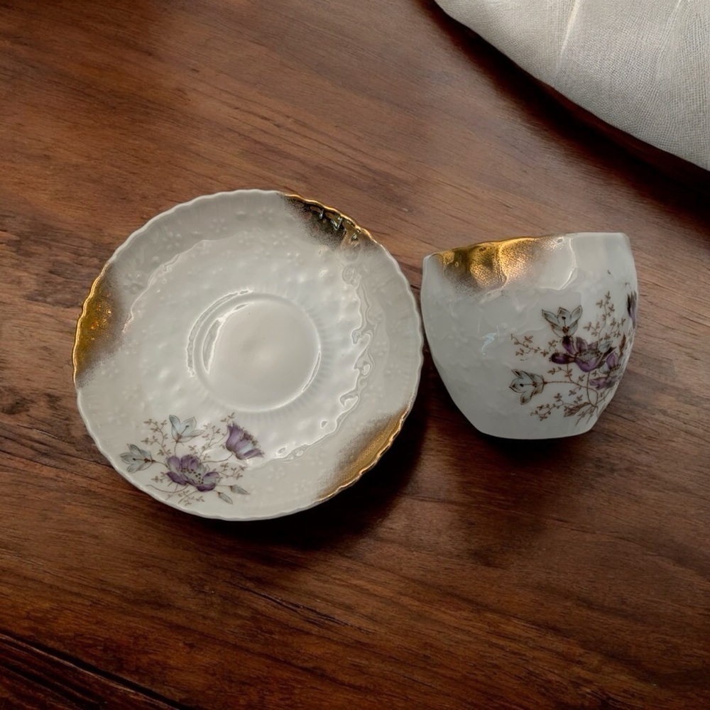 Vintage Teacup And Saucer Dresden Germany, Floral Embossed, Painted Design, Gold - Picture 8 of 10